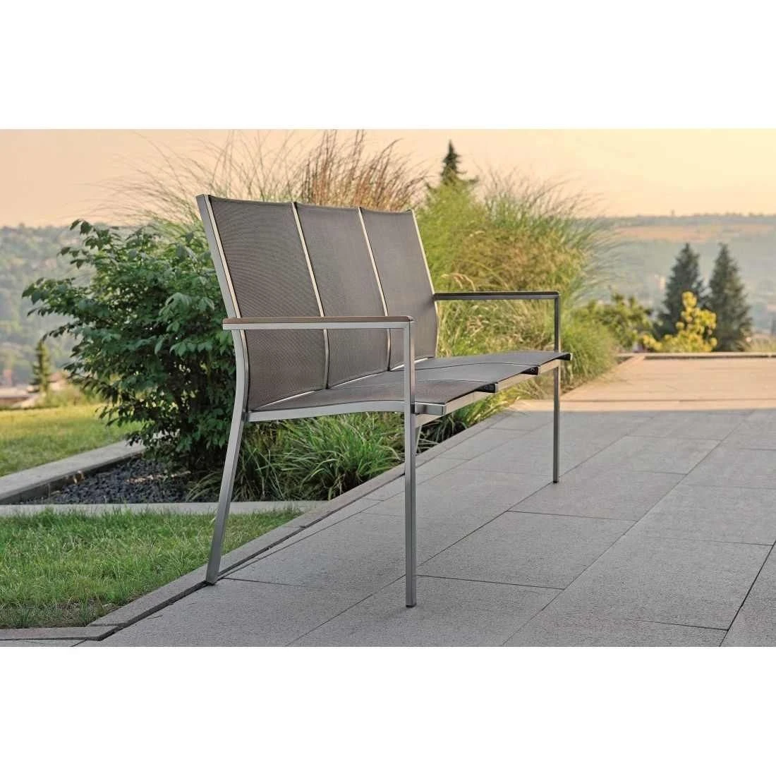 Stern Cardiff Gartenbank Edelstahl/Textilene Mit Teakarmlehnen Taupe 1 Stern Cardiff Gartenbank Edelstahl/Textilene Mit Teakarmlehnen Taupe