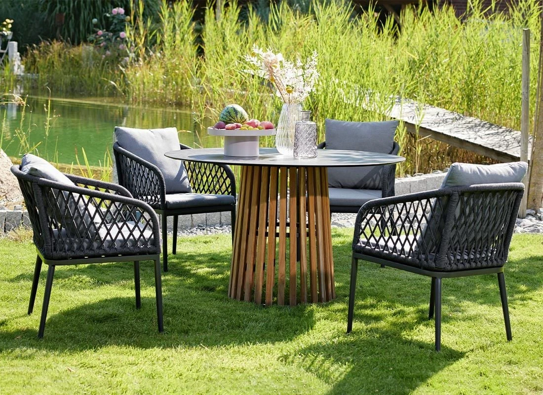 Interliving 7004 Gartenmöbelset 5-tlg. Mit Tisch Ø125 Cm Anthrazit/Grau 1 Interliving 7004 Gartenmöbelset 5-tlg. Mit Tisch Ø125 Cm Anthrazit/Grau