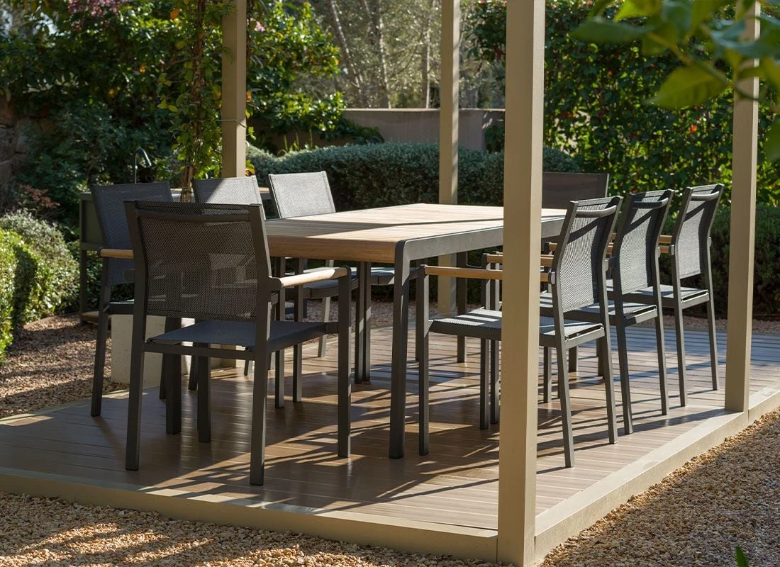 LifestyleGarden Amber Gartentisch 220x95cm Aluminium/Teakholz Magnesium Grau/Teak 4 LifestyleGarden Amber Gartentisch 220x95cm Aluminium/Teakholz Magnesium Grau/Teak – Bild 4