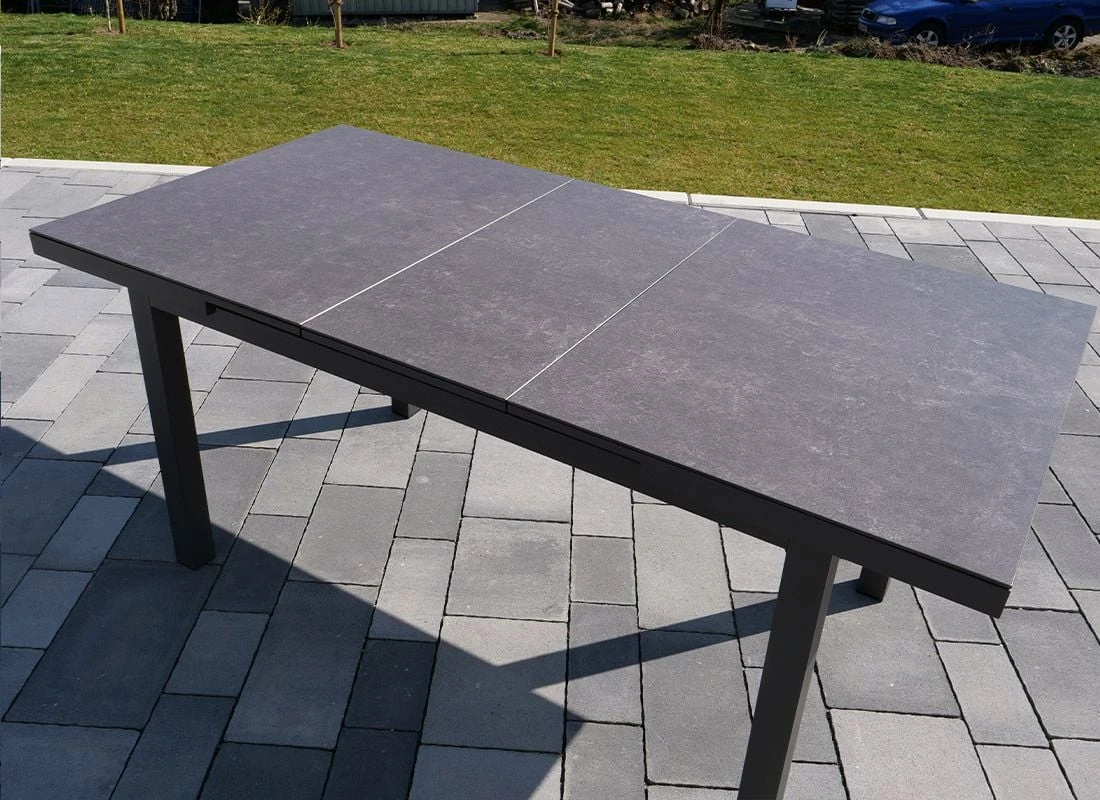 Sungörl Bamberg Ausziehtisch 160/210x90cm Aluminium/Keramik-Glas Anthrazit/Beton 4 Sungörl Bamberg Ausziehtisch 160/210x90cm Aluminium/Keramik-Glas Anthrazit/Beton – Bild 4